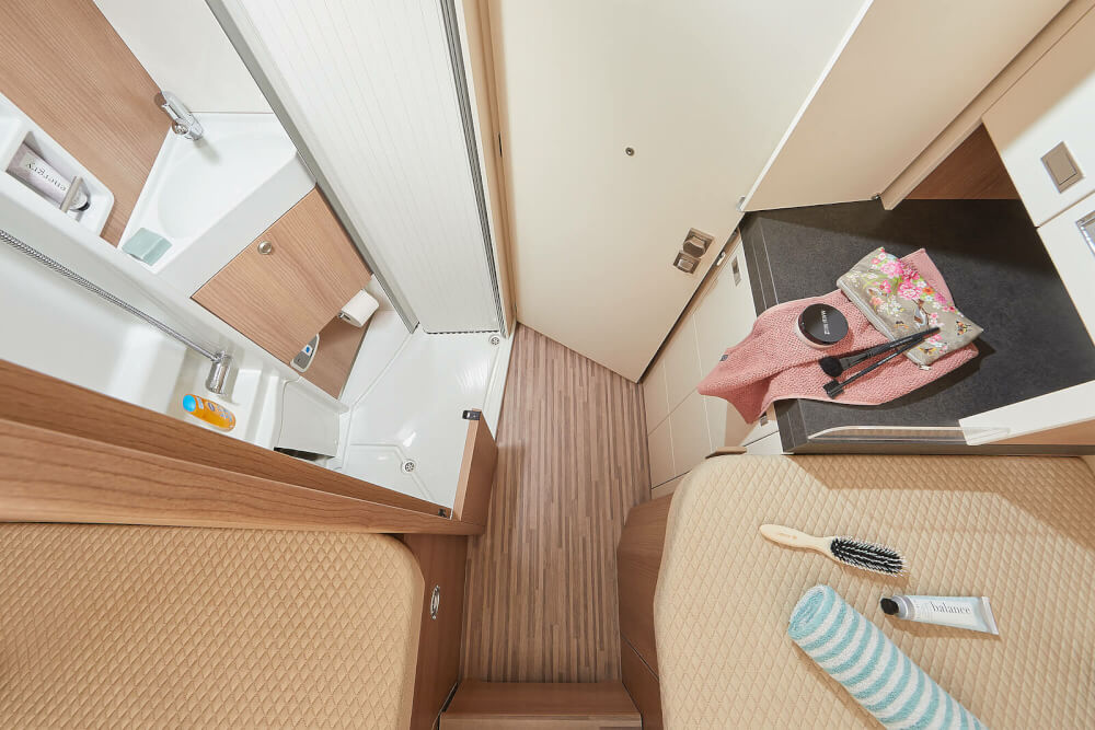 Malibu 640 LE RB (first class - one rooms) Kastenwagen 2022 Bad