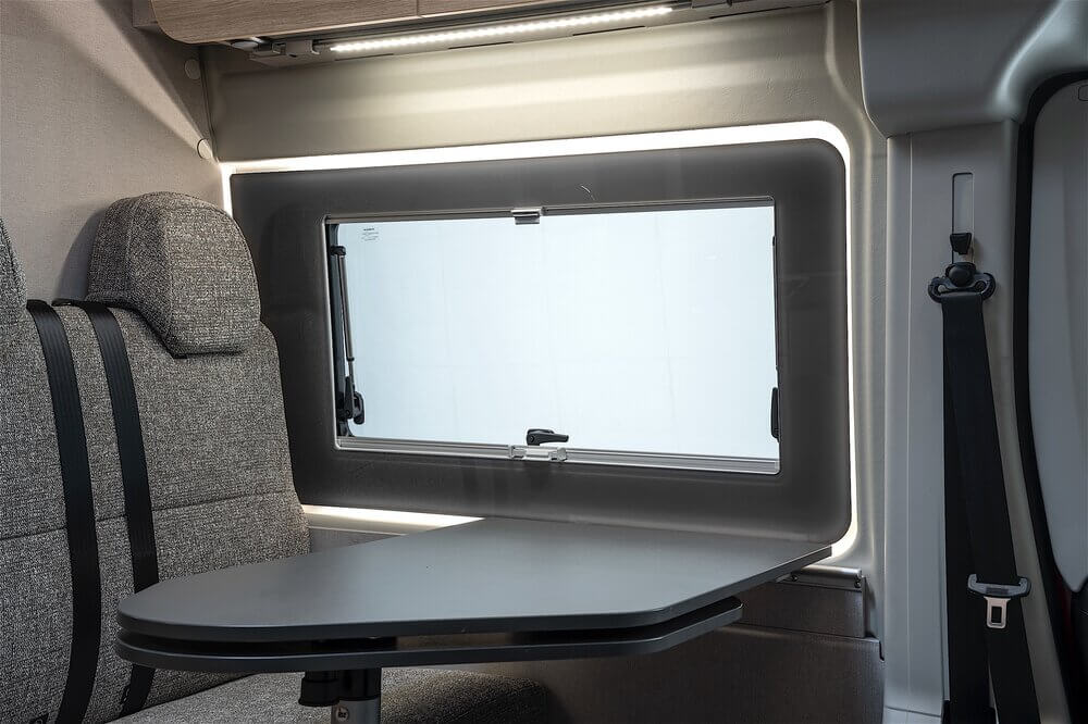 Globecar Globescout Elegance (Fiat) Kastenwagen 2022 Sitzgruppe
