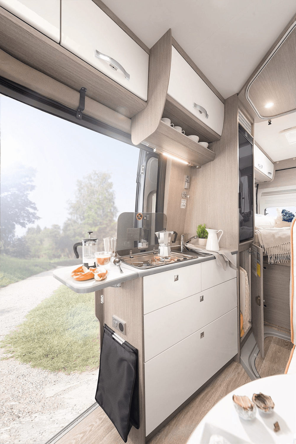 Pössl Roadcruiser Revolution 640 (Citroen) Kastenwagen 2021 Küche