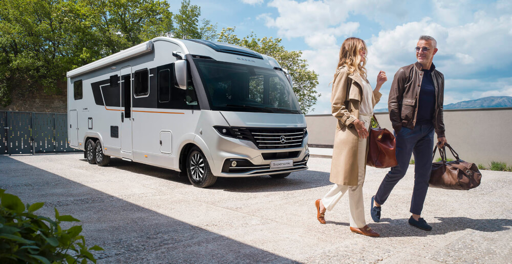 Adria Supersonic 780 SL: Zeitlose Performance in edlem Design, ein ...
